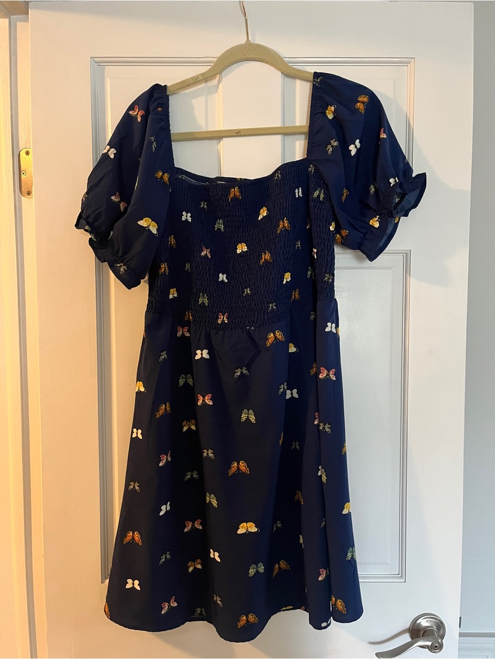 Women’s Navy Butterfly Smocked Puff-Sleeve Dress